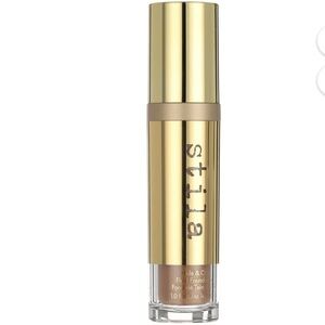 Stila
Hide & Chic Fluid Foundation Tan 2